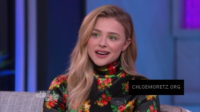 The_Kelly_Clarkson_Show_2019_2839729.JPG