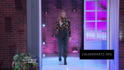 The_Kelly_Clarkson_Show_2019_28629.JPG
