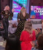 The_Kelly_Clarkson_Show_2019_282029.JPG