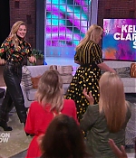The_Kelly_Clarkson_Show_2019_282129.JPG