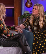 The_Kelly_Clarkson_Show_2019_2843229.JPG