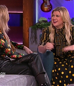 The_Kelly_Clarkson_Show_2019_2843529.JPG