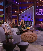 The_Kelly_Clarkson_Show_2019_2863529.JPG