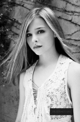 Click to view full size image
==============
chloemoretzorg002.jpg chloemoretzorg002.jpg