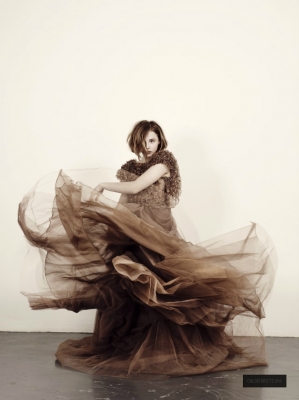Click to view full size image
==============
chloemoretzorg004.jpg chloemoretzorg004.jpg