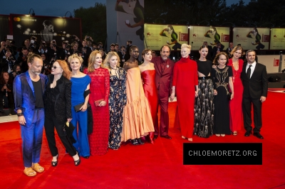 Click to view full size image
==============
010918premiere_285129.jpg 010918premiere_285129.jpg