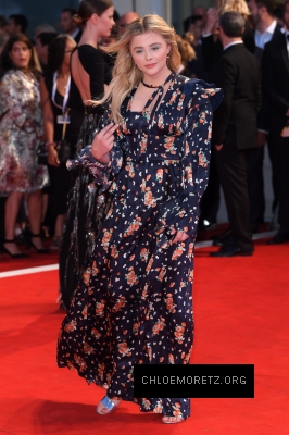 Click to view full size image
==============
010918premiere_28529.jpg 010918premiere_28529.jpg