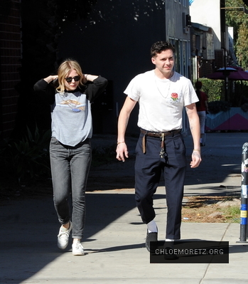 Click to view full size image
==============
04_28529~0.jpg 04_28529~0.jpg