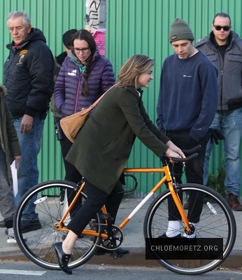 Click to view full size image
==============
12_2813729.jpg 12_2813729.jpg