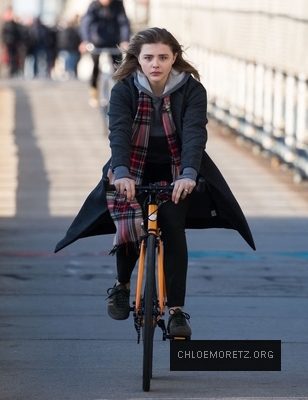 Click to view full size image
==============
12_2816529.jpg 12_2816529.jpg