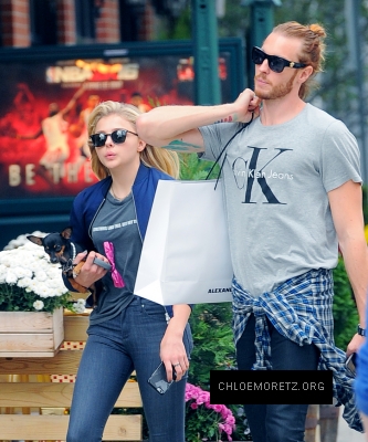 Click to view full size image
==============
1445611867603_Chloe_Moretz_03.jpg 1445611867603_Chloe_Moretz_03.jpg