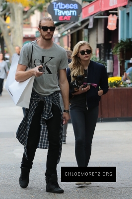 Click to view full size image
==============
1445626250224_chloe_moretz_out_in_ny_21.jpg 1445626250224_chloe_moretz_out_in_ny_21.jpg