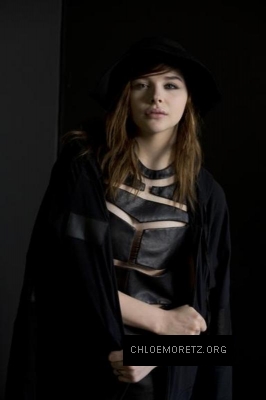 1455567038277_chloe_moretz_doug_inglish_photoshoot_56.jpg