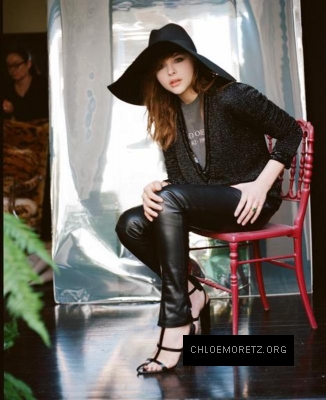 1455567137839_chloe_moretz_doug_inglish_photoshoot_74.jpg