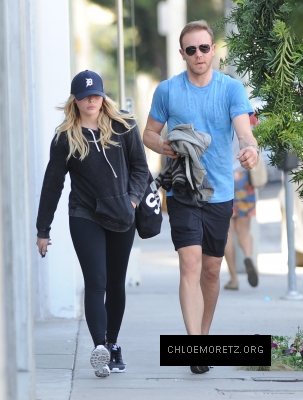 1456507800594_Picture_Pub_Chloe_Moretz_03.jpg