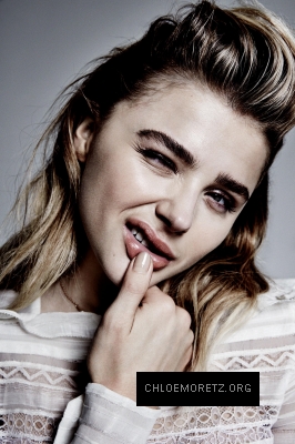 1466766217394_chloe_moretz_madame_le_figaro_photoshoot_3.jpg