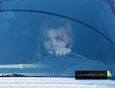 1485733206098_20170127_chloe_moretz_leaving_the_gym_3.jpg