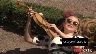 2012Teen_Vogue_2822729.jpg
