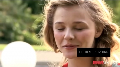 2012Teen_Vogue_2827829.jpg