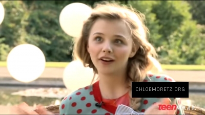 2012Teen_Vogue_288929.jpg