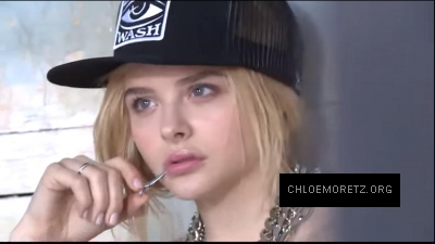 2013Teen_Vogue_281629.jpg