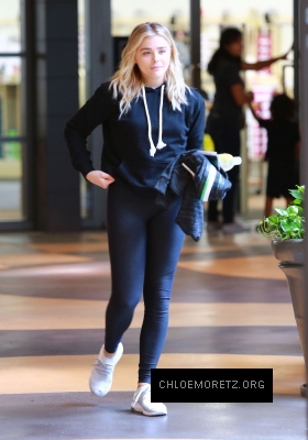 ChloA3C3C_Grace_Moretz_020.jpg