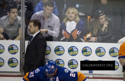 Click to view full size image
==============
Chloe-Moretz--New-York-Islanders-vs-Tampa-Lightning--07-662x431.jpg Chloe-Moretz--New-York-Islanders-vs-Tampa-Lightning--07-662x431.jpg