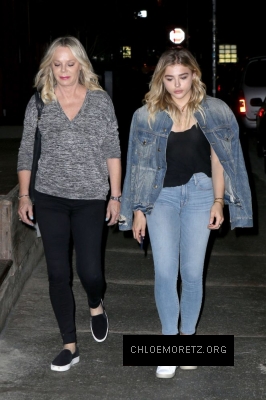 Click to view full size image
==============
Chloe-Moretz-Leaving-Nobu-Restaurant--02-662x993.jpg Chloe-Moretz-Leaving-Nobu-Restaurant--02-662x993.jpg
