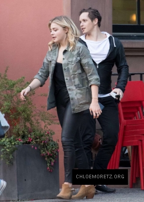 Click to view full size image
==============
Chloe-Moretz-having-lunch-with-a-friends--01-662x920.jpg Chloe-Moretz-having-lunch-with-a-friends--01-662x920.jpg