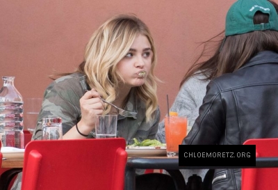 Click to view full size image
==============
Chloe-Moretz-having-lunch-with-a-friends--14-662x453.jpg Chloe-Moretz-having-lunch-with-a-friends--14-662x453.jpg