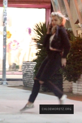 Chloe_28629~8.jpg