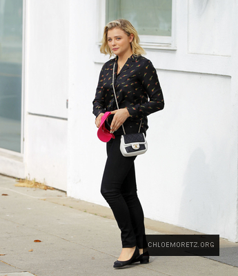 Click to view full size image
==============
Chloe_286329~5.jpg Chloe_286329~5.jpg