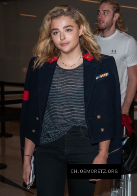 Chloe_Grace_Moretz_015~0.jpg