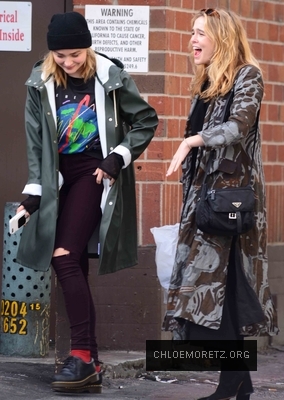 Click to view full size image
==============
Chloe_Grace_Moretz__281329.jpg Chloe_Grace_Moretz__281329.jpg