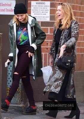 Click to view full size image
==============
Chloe_Grace_Moretz__281429.jpg Chloe_Grace_Moretz__281429.jpg