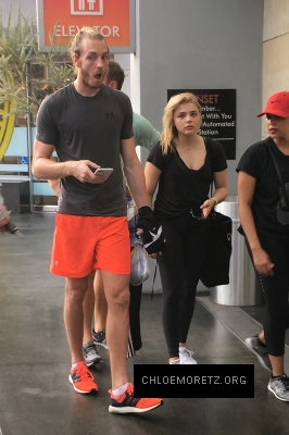Click to view full size image
==============
Chloe_Moretz_001.jpg Chloe_Moretz_001.jpg