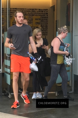 Click to view full size image
==============
Chloe_Moretz_009.jpg Chloe_Moretz_009.jpg