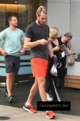 Click to view full size image
==============
Chloe_Moretz_015.jpg Chloe_Moretz_015.jpg