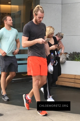 Click to view full size image
==============
Chloe_Moretz_017.jpg Chloe_Moretz_017.jpg