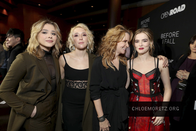 Click to view full size image
==============
Chloe_Moretz_281429~2.jpg Chloe_Moretz_281429~2.jpg