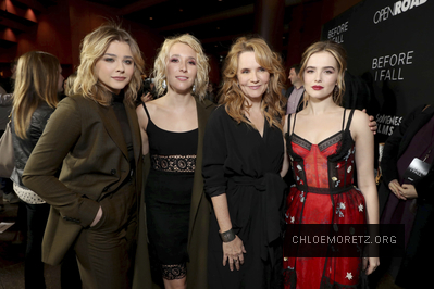 Chloe_Moretz_281729~1.jpg