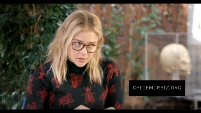Click to view full size image
==============
Chloe_Moretz_Schools_an_Alien_Expert_2810029.jpg Chloe_Moretz_Schools_an_Alien_Expert_2810029.jpg