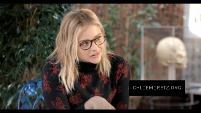 Click to view full size image
==============
Chloe_Moretz_Schools_an_Alien_Expert_2810329.jpg Chloe_Moretz_Schools_an_Alien_Expert_2810329.jpg