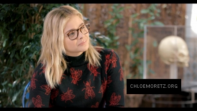 Click to view full size image
==============
Chloe_Moretz_Schools_an_Alien_Expert_2810729.jpg Chloe_Moretz_Schools_an_Alien_Expert_2810729.jpg