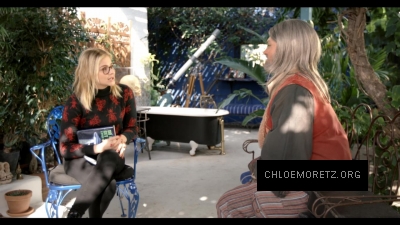 Click to view full size image
==============
Chloe_Moretz_Schools_an_Alien_Expert_2811729.jpg Chloe_Moretz_Schools_an_Alien_Expert_2811729.jpg