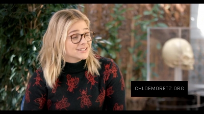 Click to view full size image
==============
Chloe_Moretz_Schools_an_Alien_Expert_2812229.jpg Chloe_Moretz_Schools_an_Alien_Expert_2812229.jpg