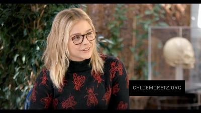 Click to view full size image
==============
Chloe_Moretz_Schools_an_Alien_Expert_2813029.jpg Chloe_Moretz_Schools_an_Alien_Expert_2813029.jpg