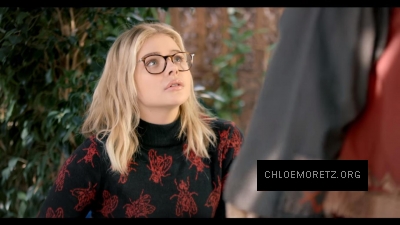 Click to view full size image
==============
Chloe_Moretz_Schools_an_Alien_Expert_2814729.jpg Chloe_Moretz_Schools_an_Alien_Expert_2814729.jpg
