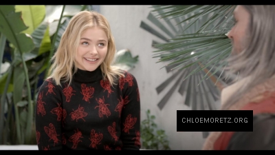 Click to view full size image
==============
Chloe_Moretz_Schools_an_Alien_Expert_282229.jpg Chloe_Moretz_Schools_an_Alien_Expert_282229.jpg