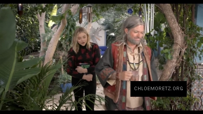 Click to view full size image
==============
Chloe_Moretz_Schools_an_Alien_Expert_285129.jpg Chloe_Moretz_Schools_an_Alien_Expert_285129.jpg
